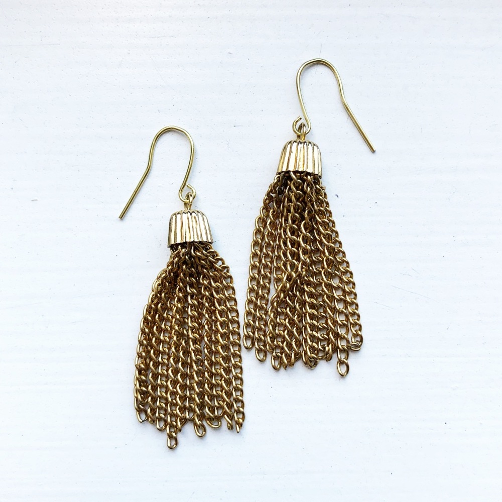 Vintage gold tassel fringe drop earrings